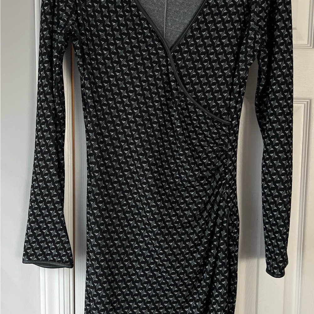 Max Studio Black Patterned Wrap Dress